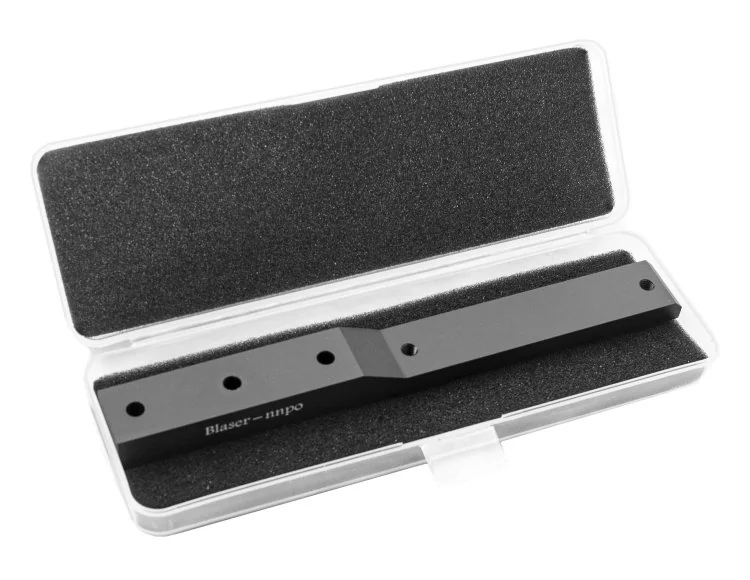 Лазерный дальномер Combat 2000