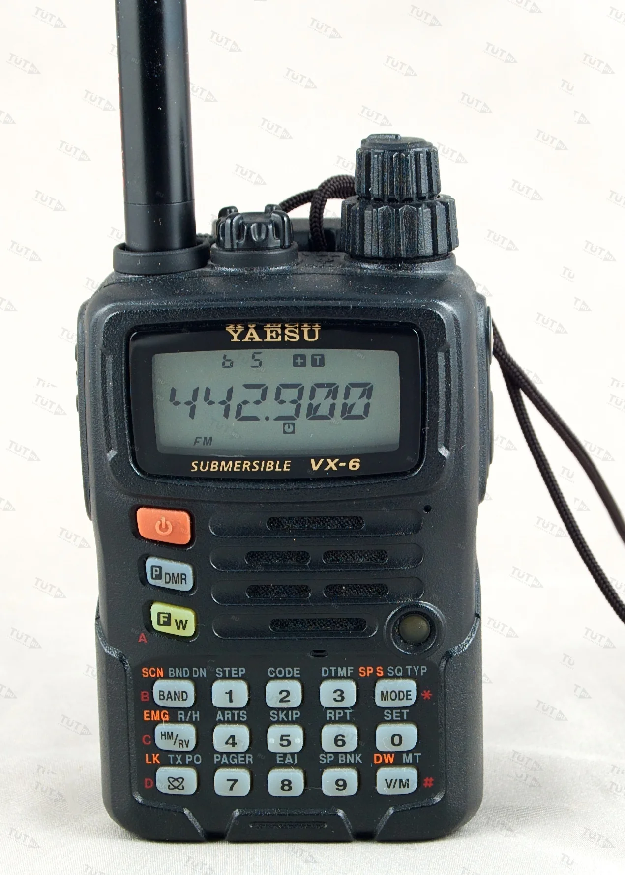 Профессиональная рация Yaesu VX-6R