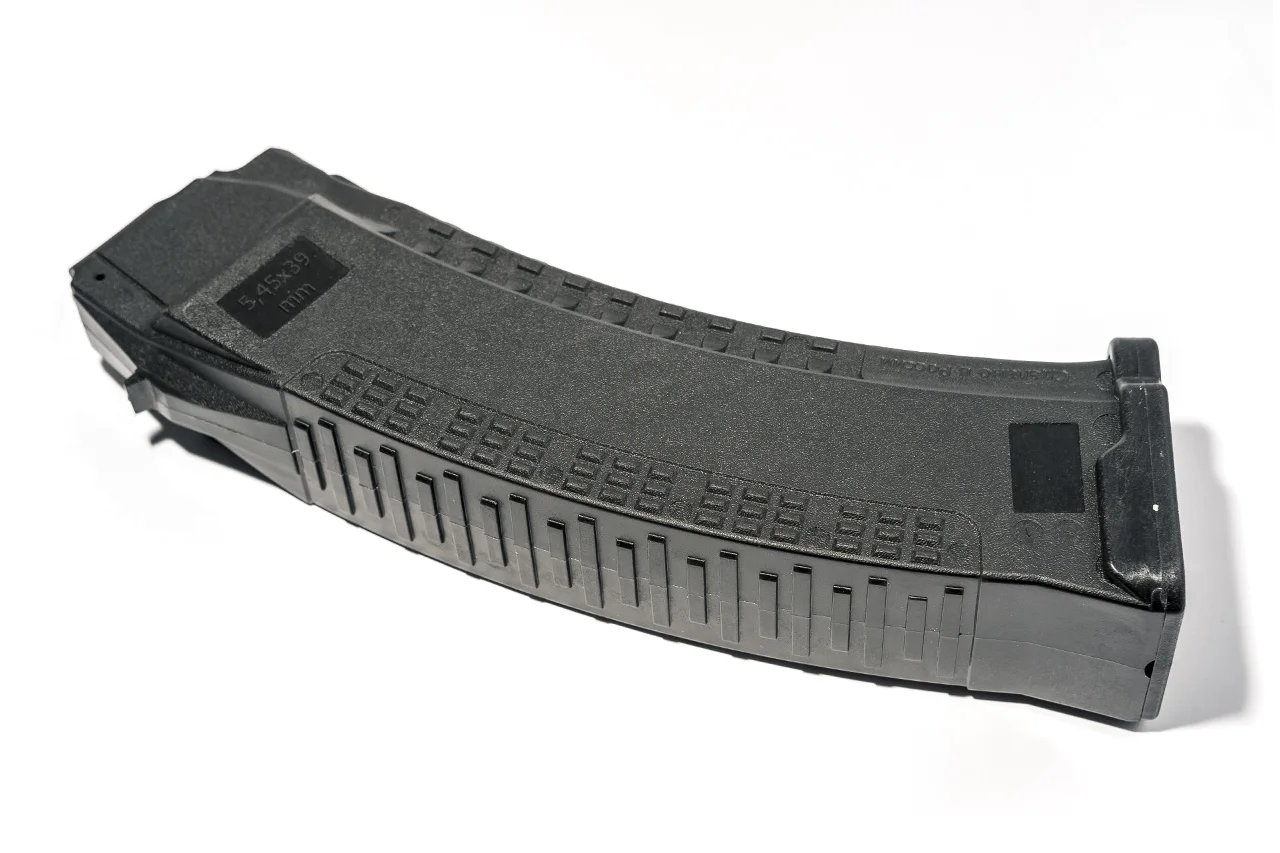 Магазин Pufgun на Сайга 5,45х39, 60 патронов, полиамид, черный (задний зацеп усилен металлом)