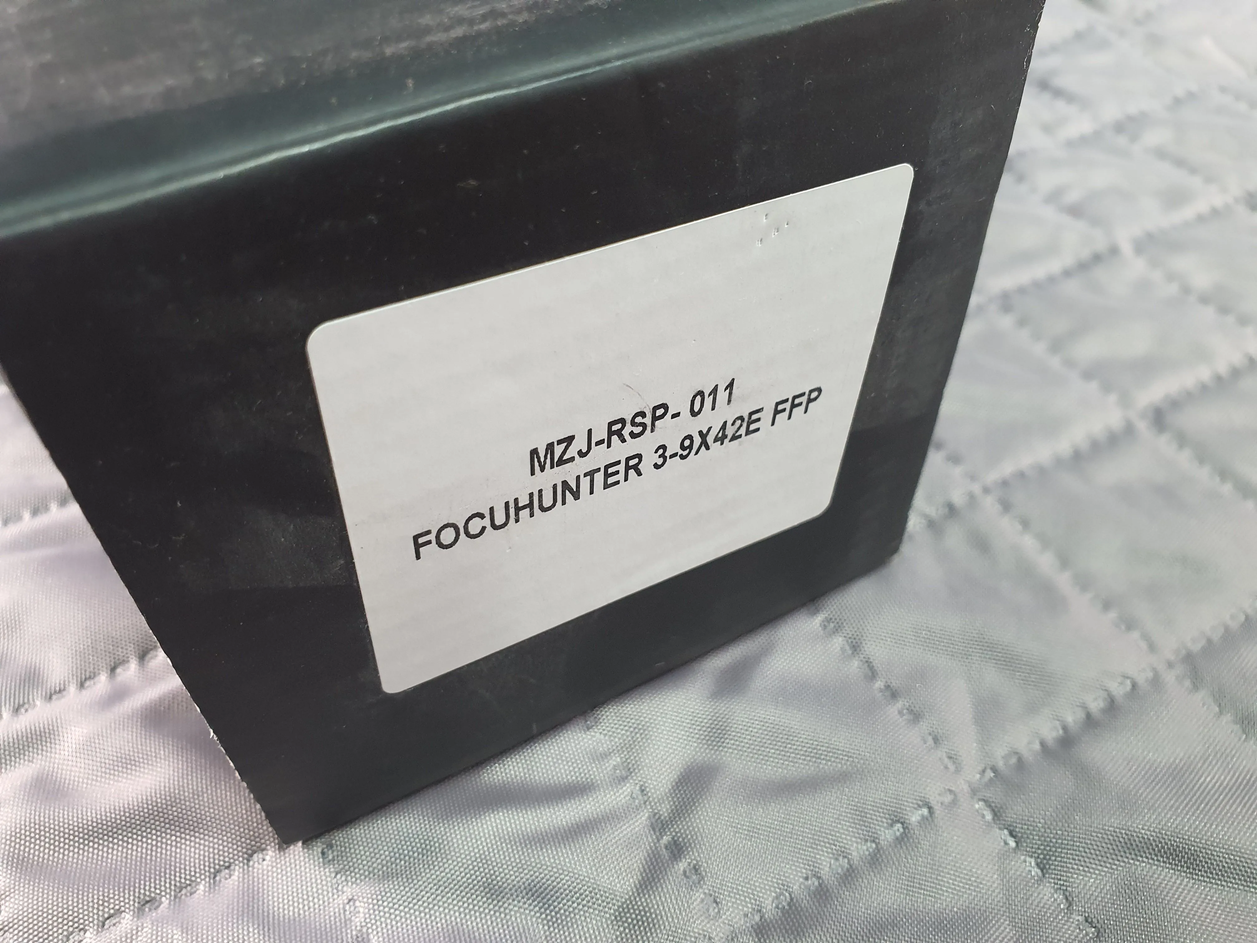 Оптический прицел Focuhunter 3-9x42E FFP с ростовой сеткой