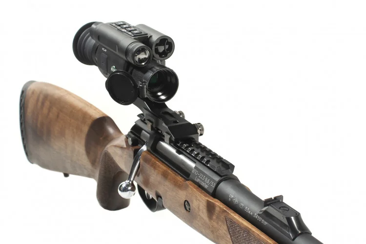 Оптический прицел LEICA MAGNUS 1-6.3x24 (R:L-Plex) на шине