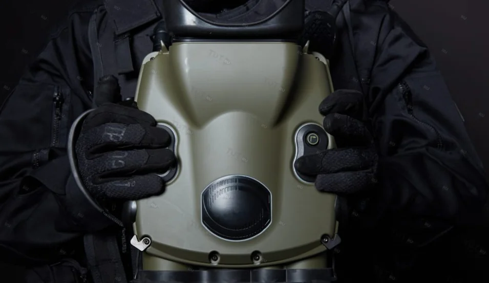 Многофункциональный тепловизионный бинокль с лазерным дальномером SAFRAN JIM LR