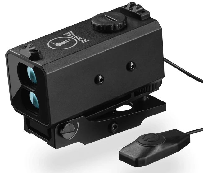 Лазерный дальномер (дистанция до 700 м, без крепления SM-LE-032) LE-032