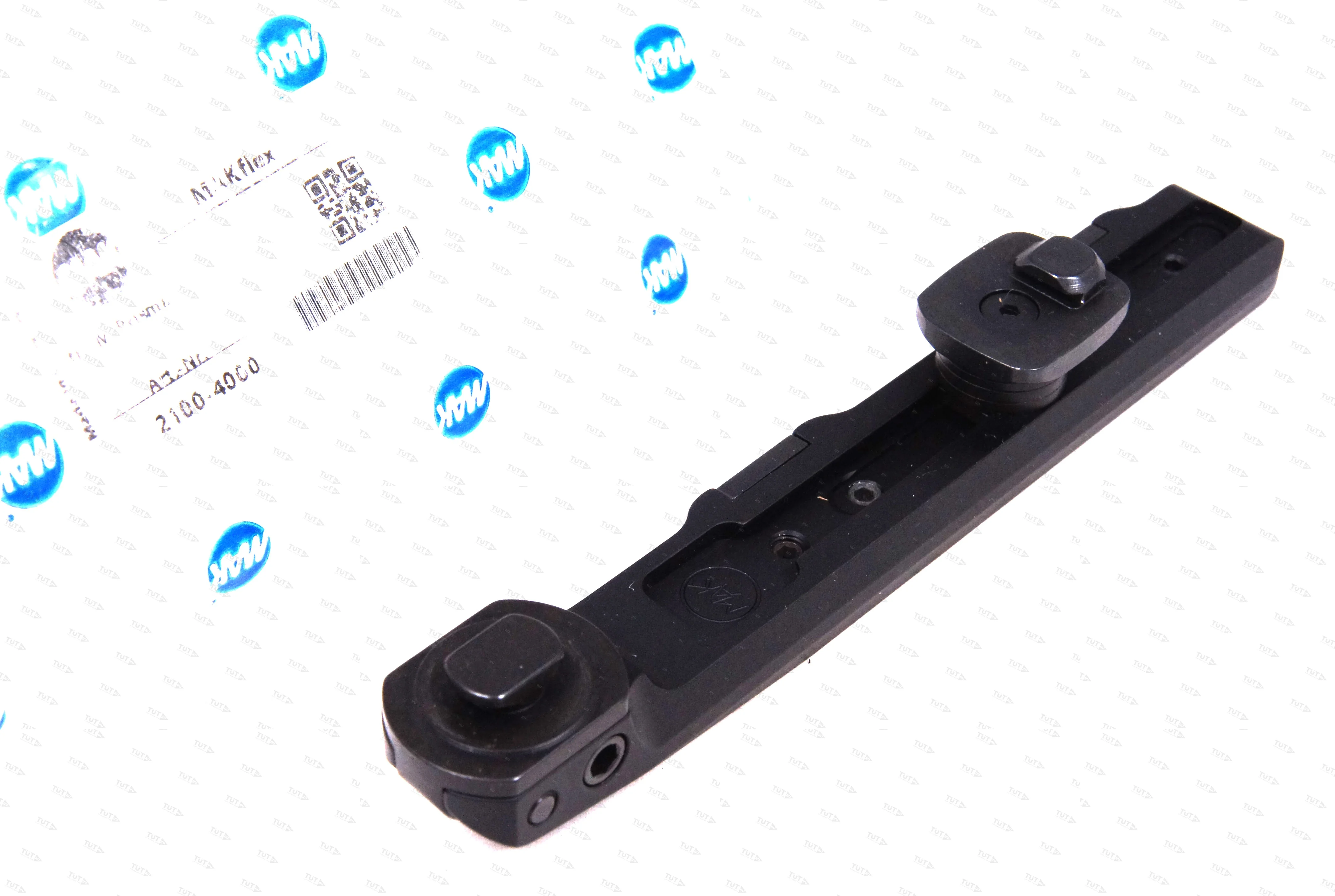 Поворотный кронштейн МАК для LM-призма для установки на основания EAW (APEL) 2100-4000