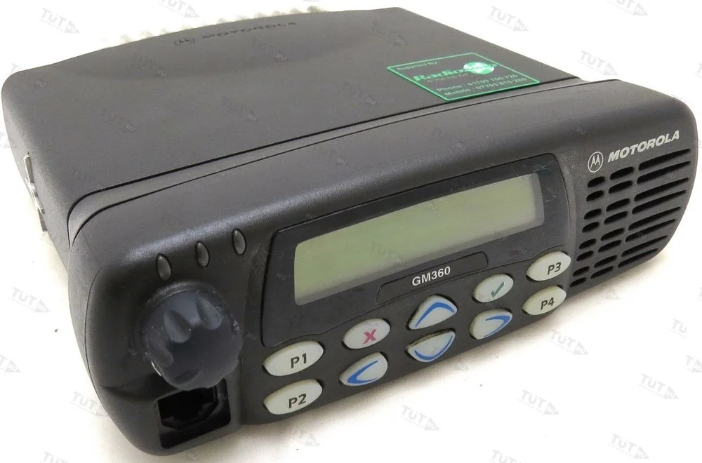 Автомобильная рация Motorola GM660