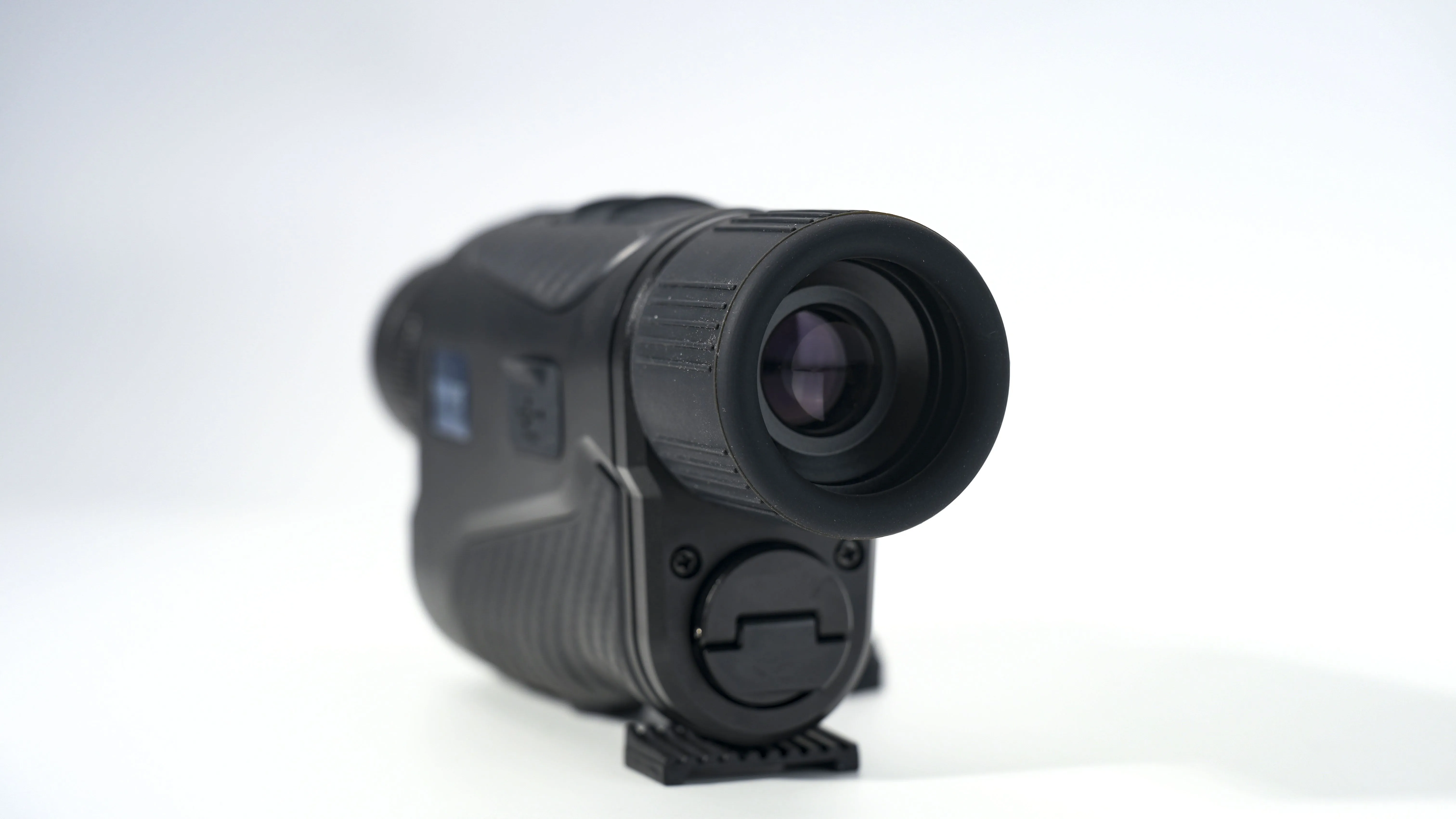 Тепловизионный монокуляр Sytong XS2.0-0635L / Сайтонг ИКС С2.0 0635Л