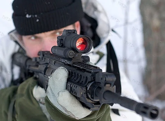 Коллиматорный прицел Aimpoint CompM4S с кронштейном LRP (200080)