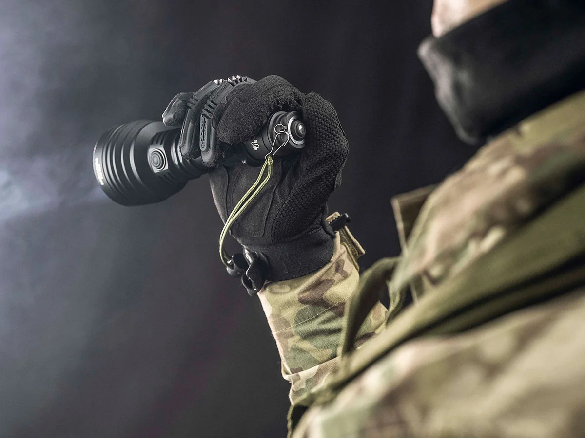 Фонарь Armytek Barracuda PRO Max Magnet USB 2800 lm свет белый