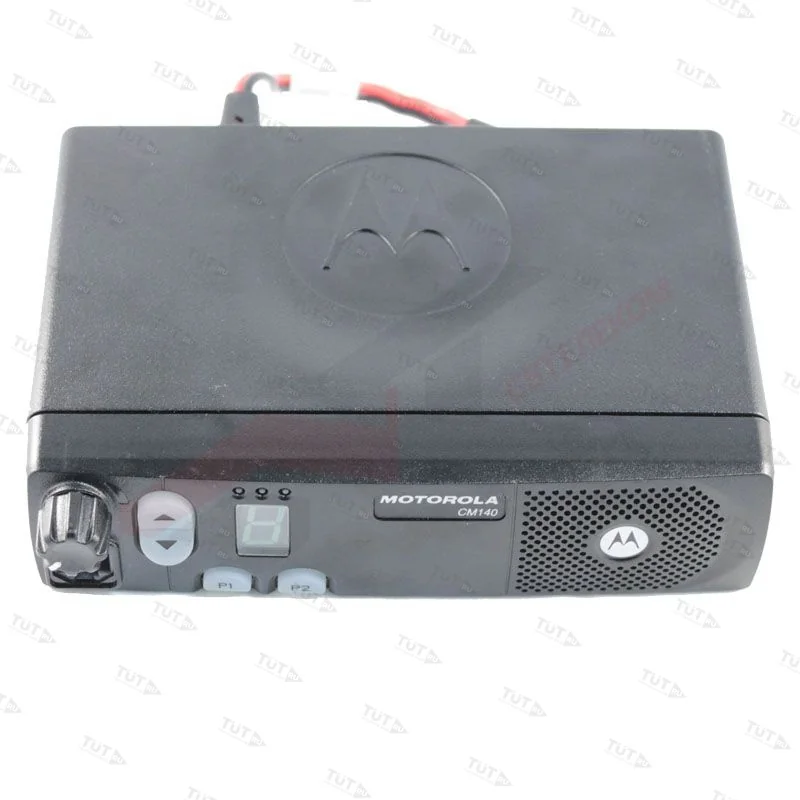 Автомобильная рация Motorola CM140