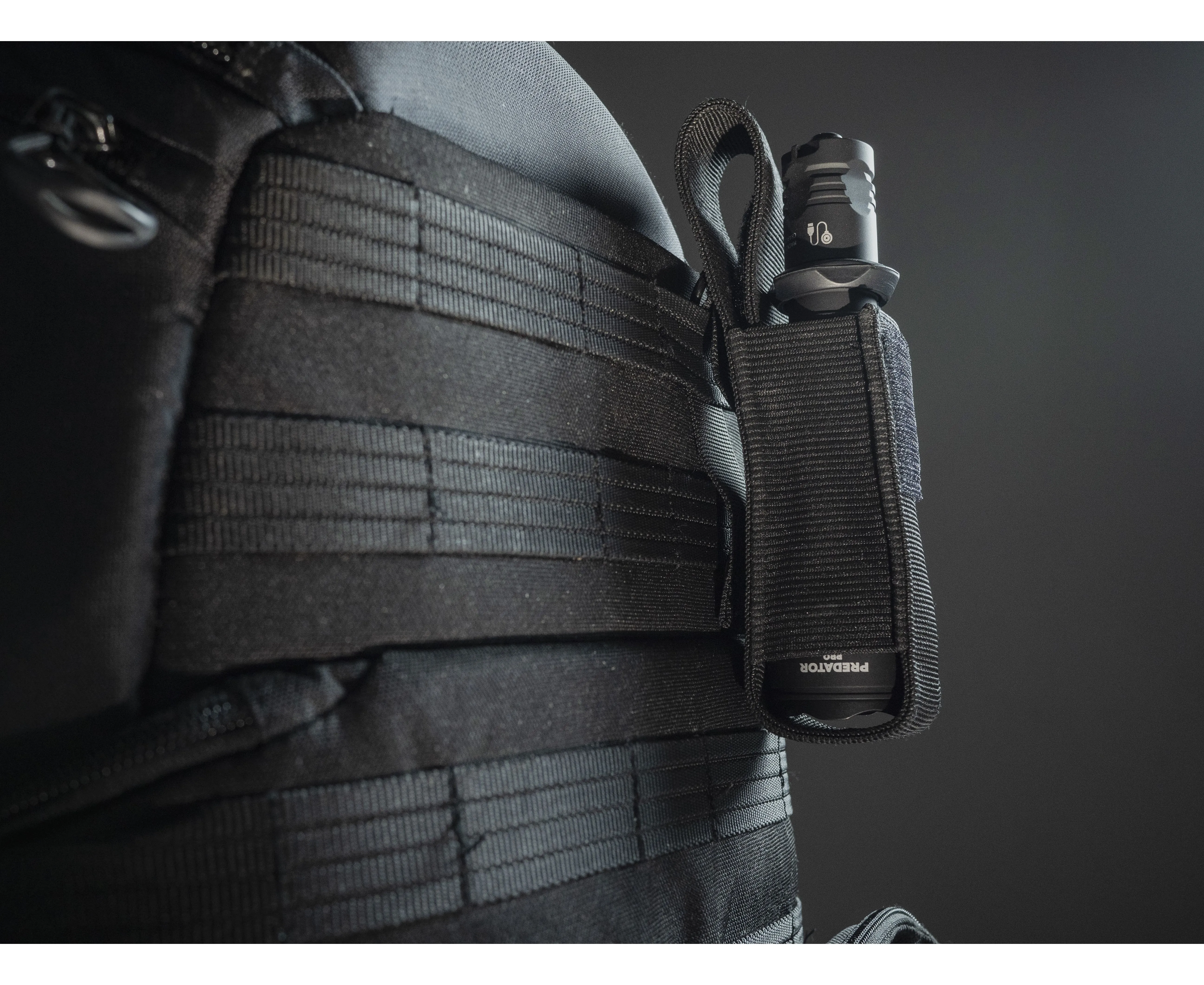 Фонарь ARMYTEK PREDATOR PRO Magnet USB XHP35.2 HI (белый свет)