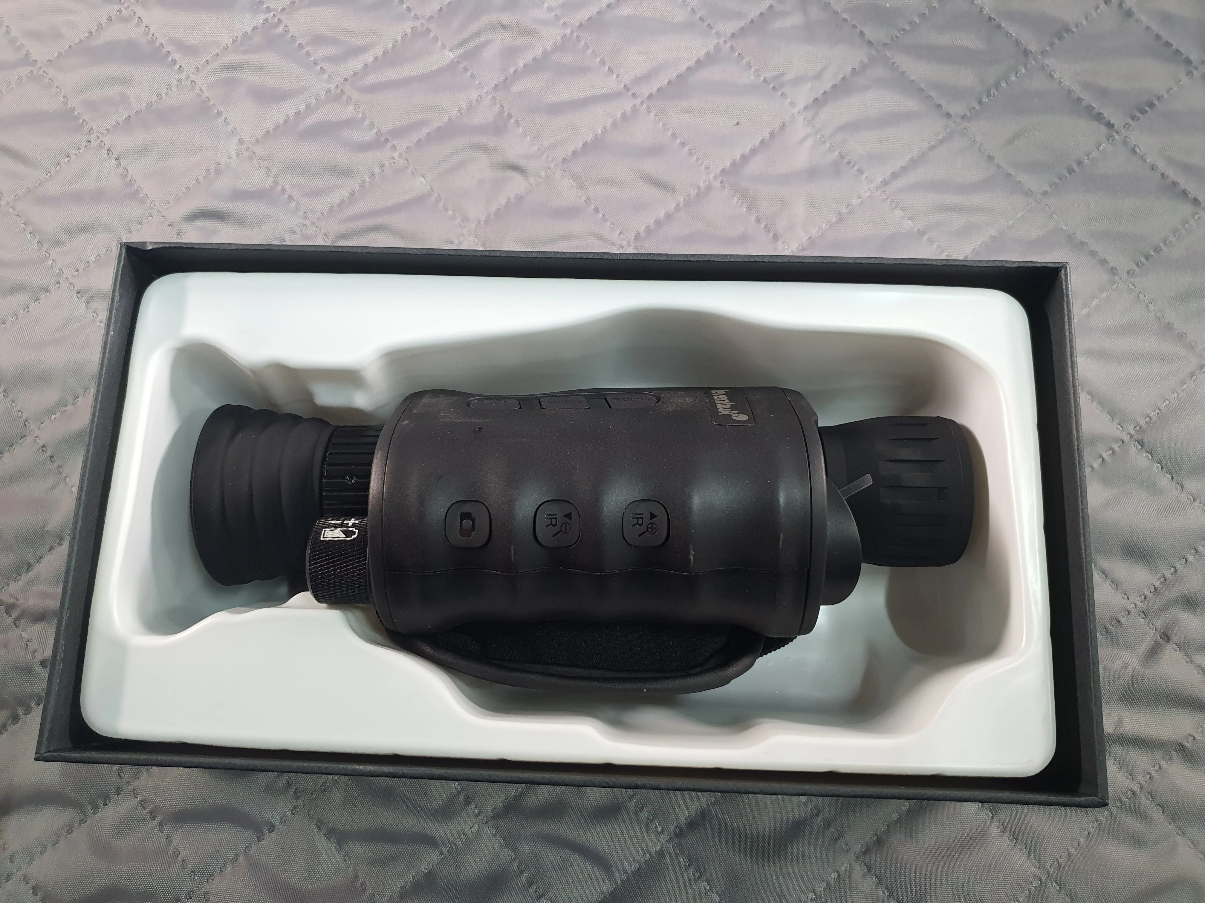 Монокуляр цифровой ночного видения Levenhuk Halo 13X PLUS