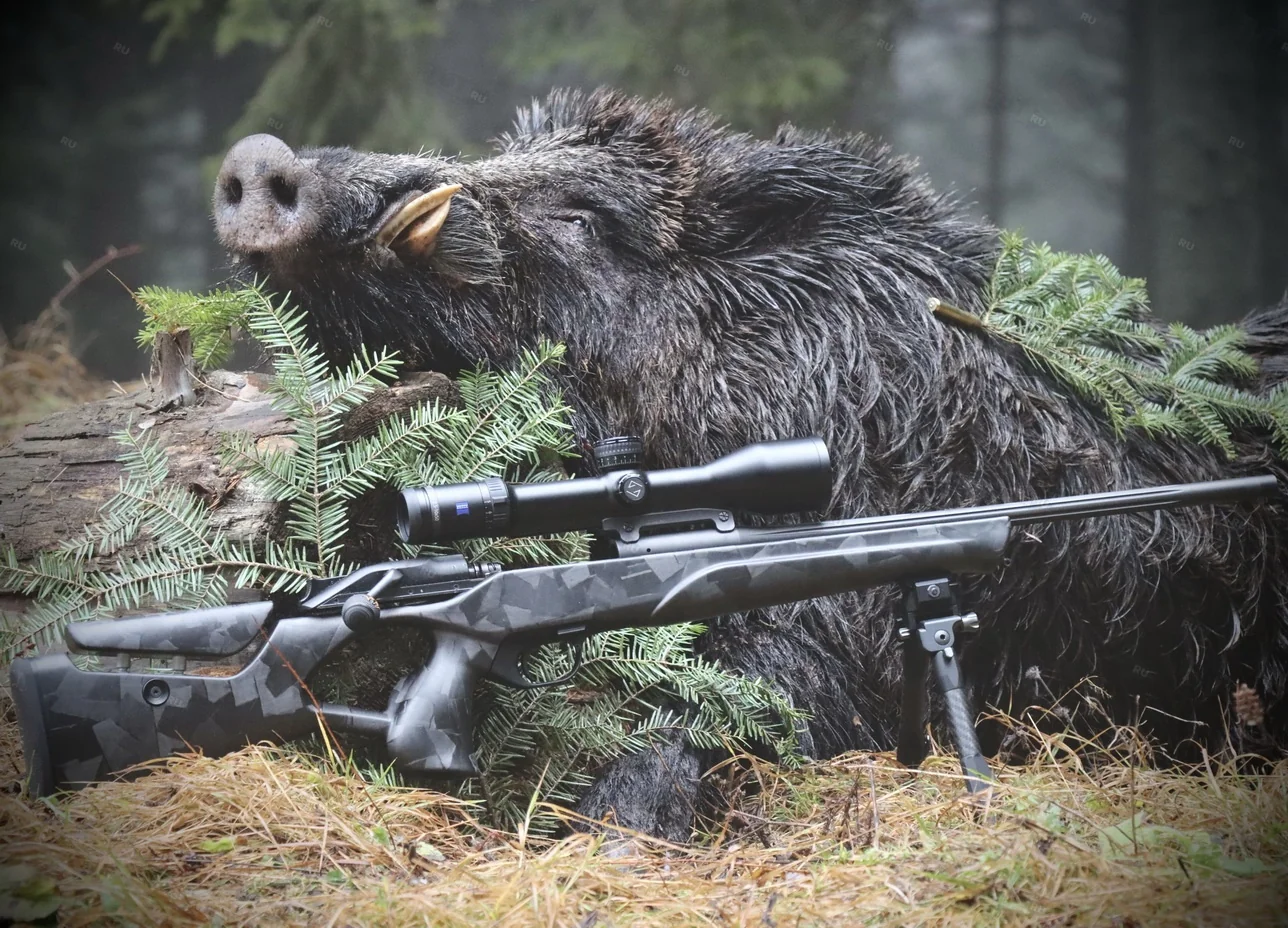 Карбоновая ложа Raven Euro для карабина Blaser R8 (M82 standart) камо