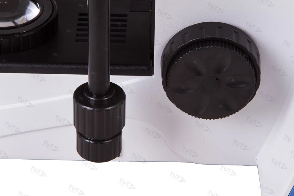 Микроскоп Levenhuk MED 1600 Led5