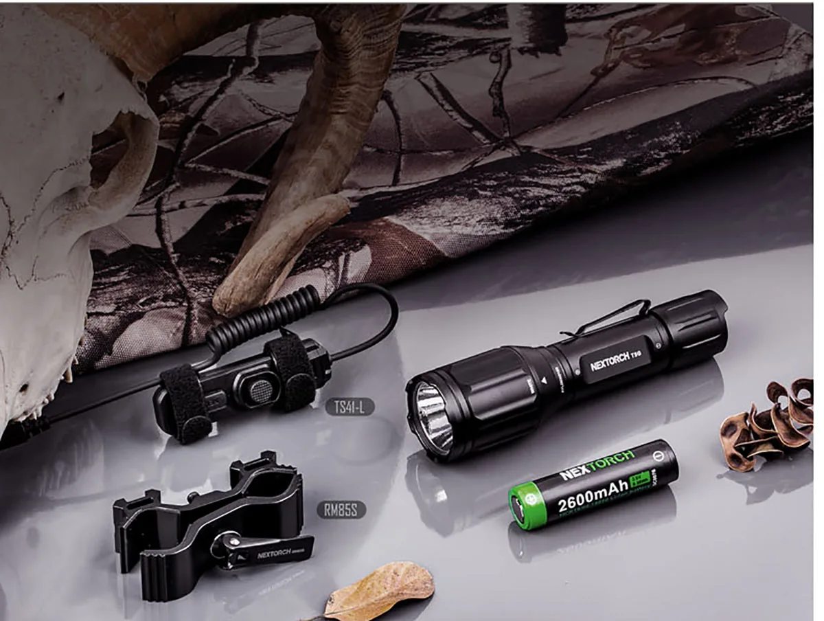 Фонарь Nextorch T5G v 2.0  комплект, 1200 люмен, белый/зелёный