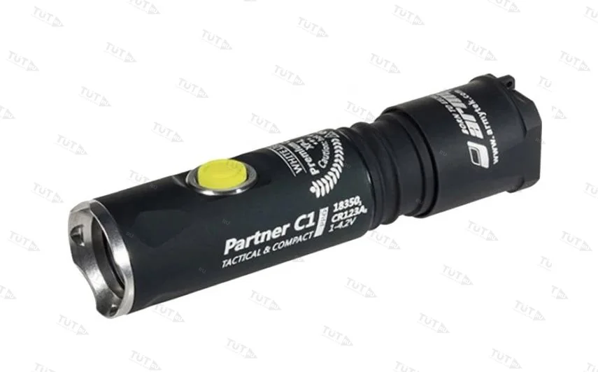 Тактический фонарь ARMYTEK PARTNER C1 PRO V3 XP-L