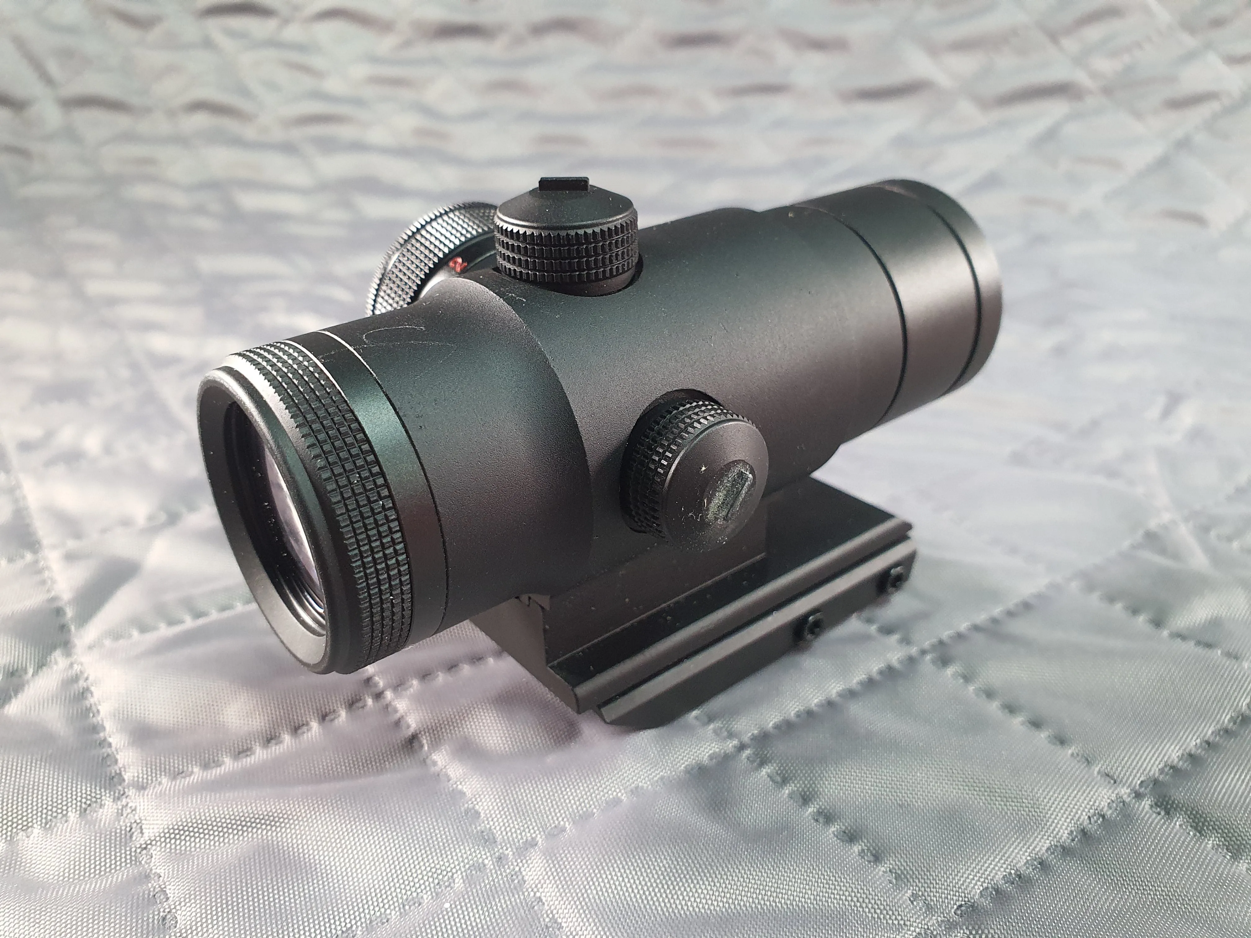Призматический прицел Focuhunter 3x30