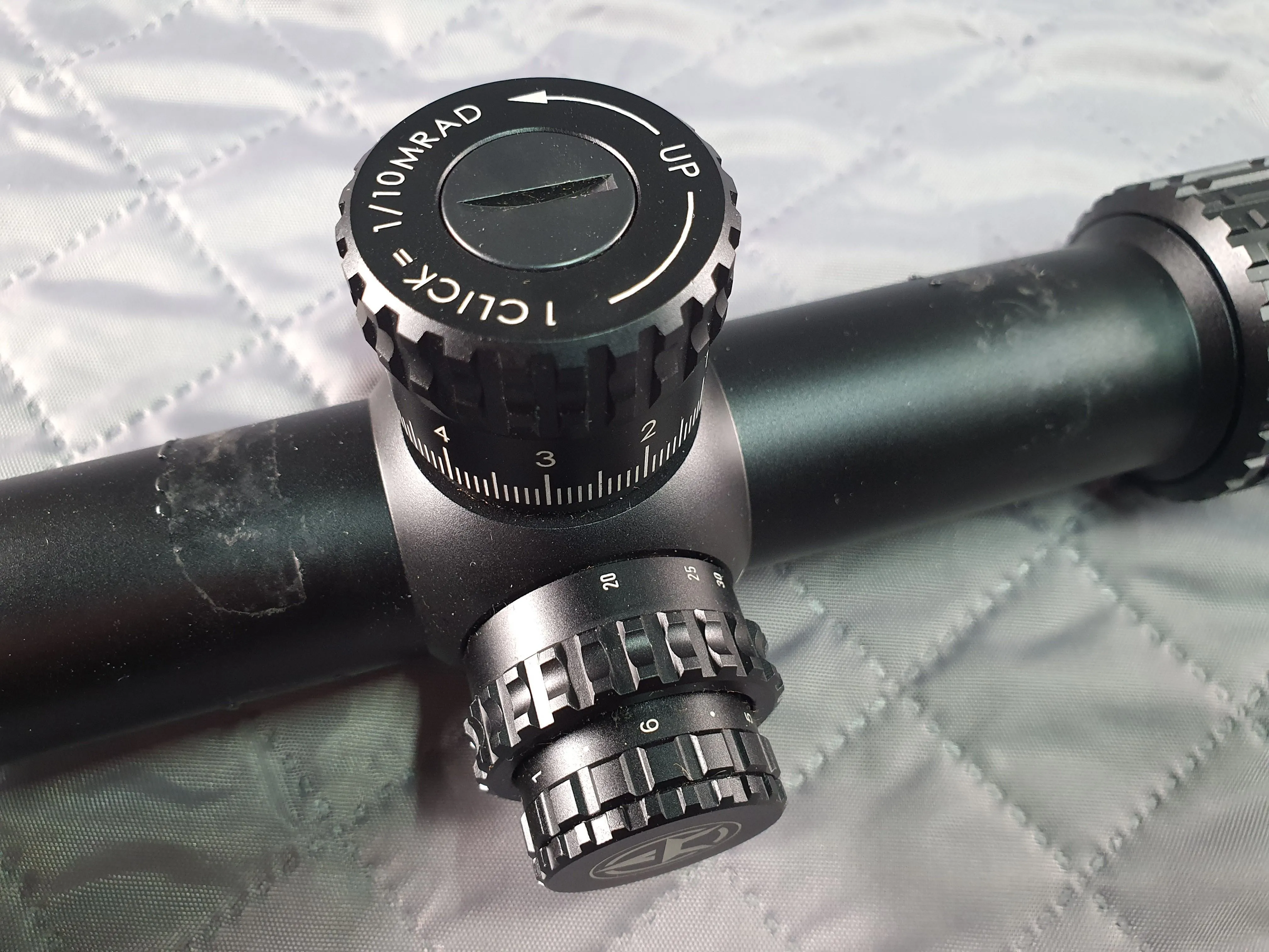 Оптический прицел 3-18X50FFP (Model A)