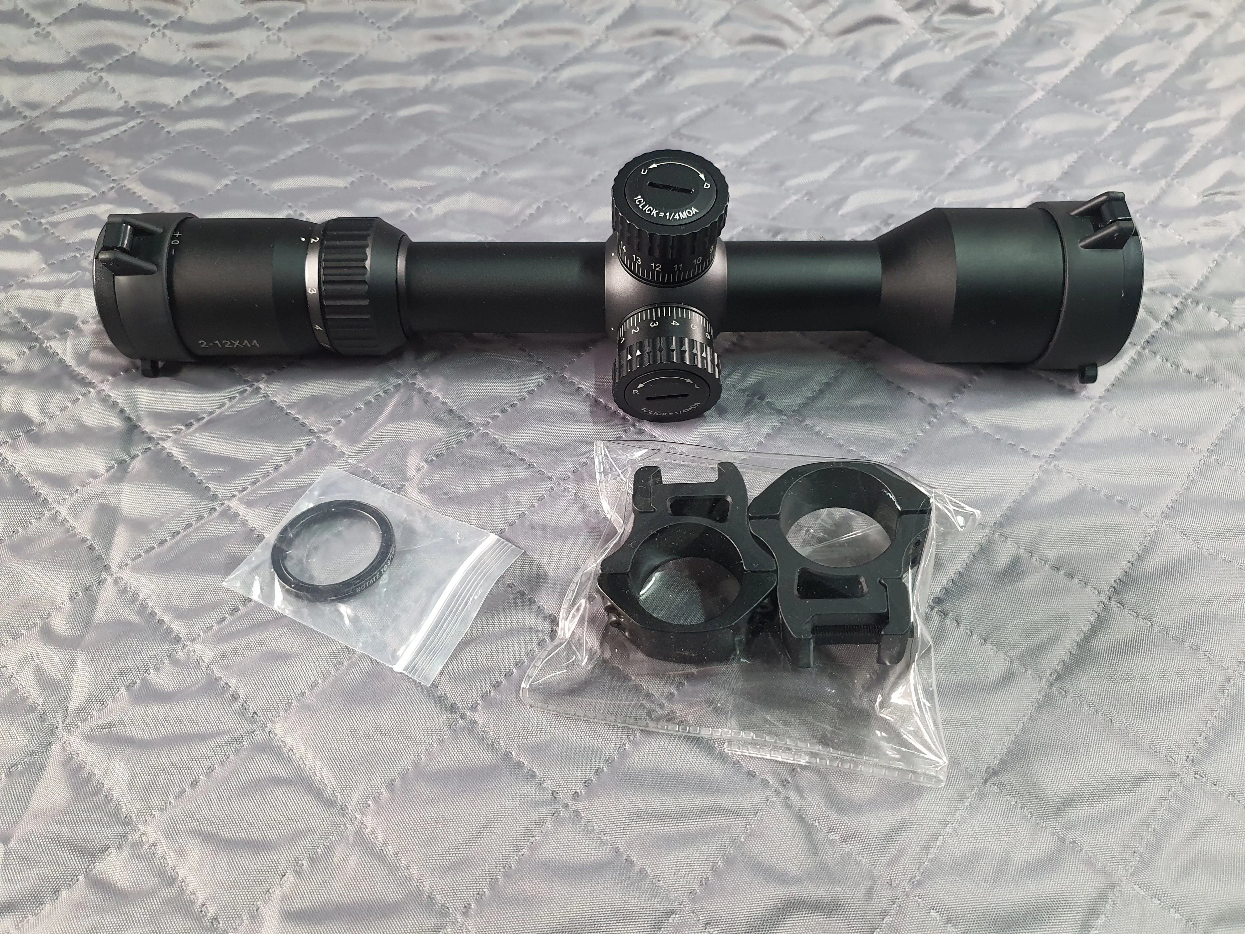 Оптический прицел Focuhunter 2-12x44E FFP в комплекте с кольцами