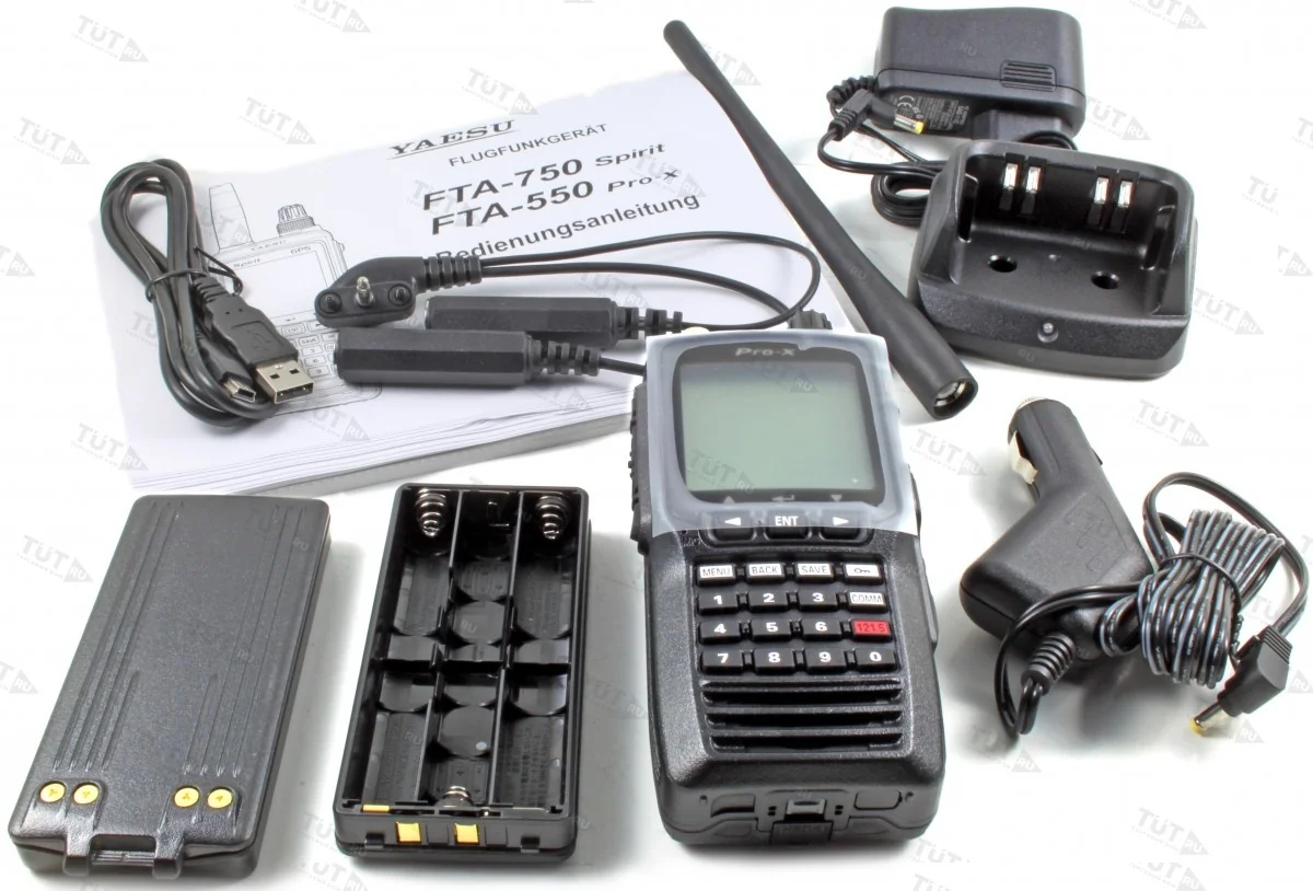 Авиационная рация Yaesu FTA-550AA