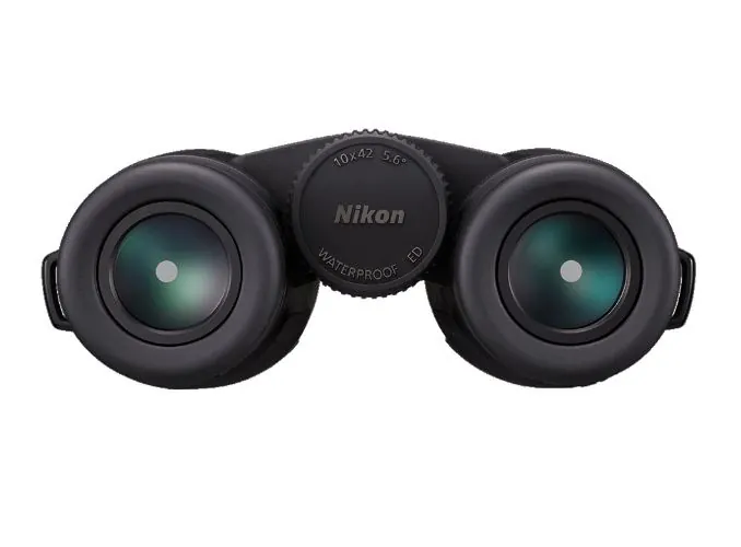 Бинокль Nikon Monarch M5 10x42