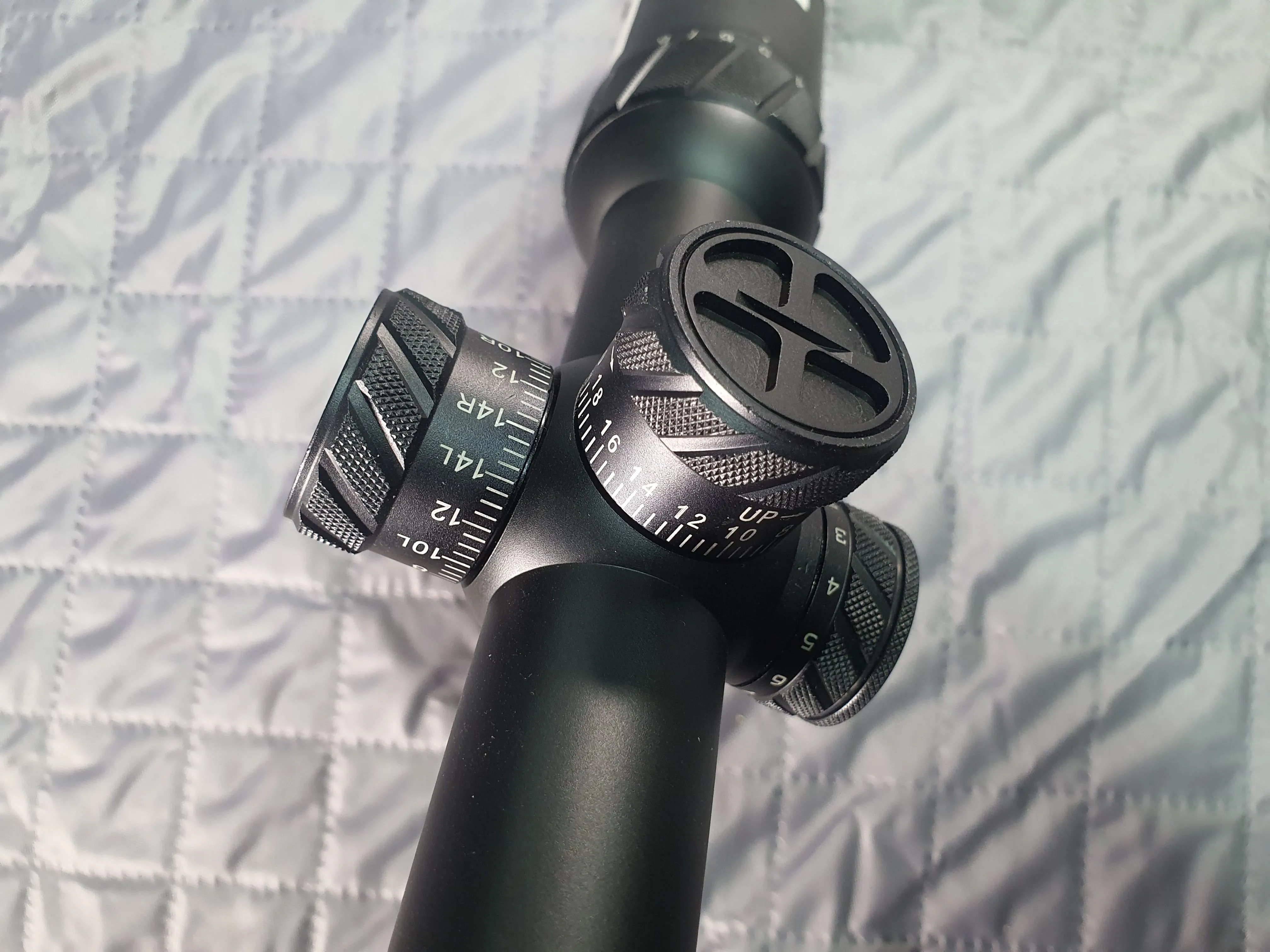 Прицел оптический ED 1-8x24IR