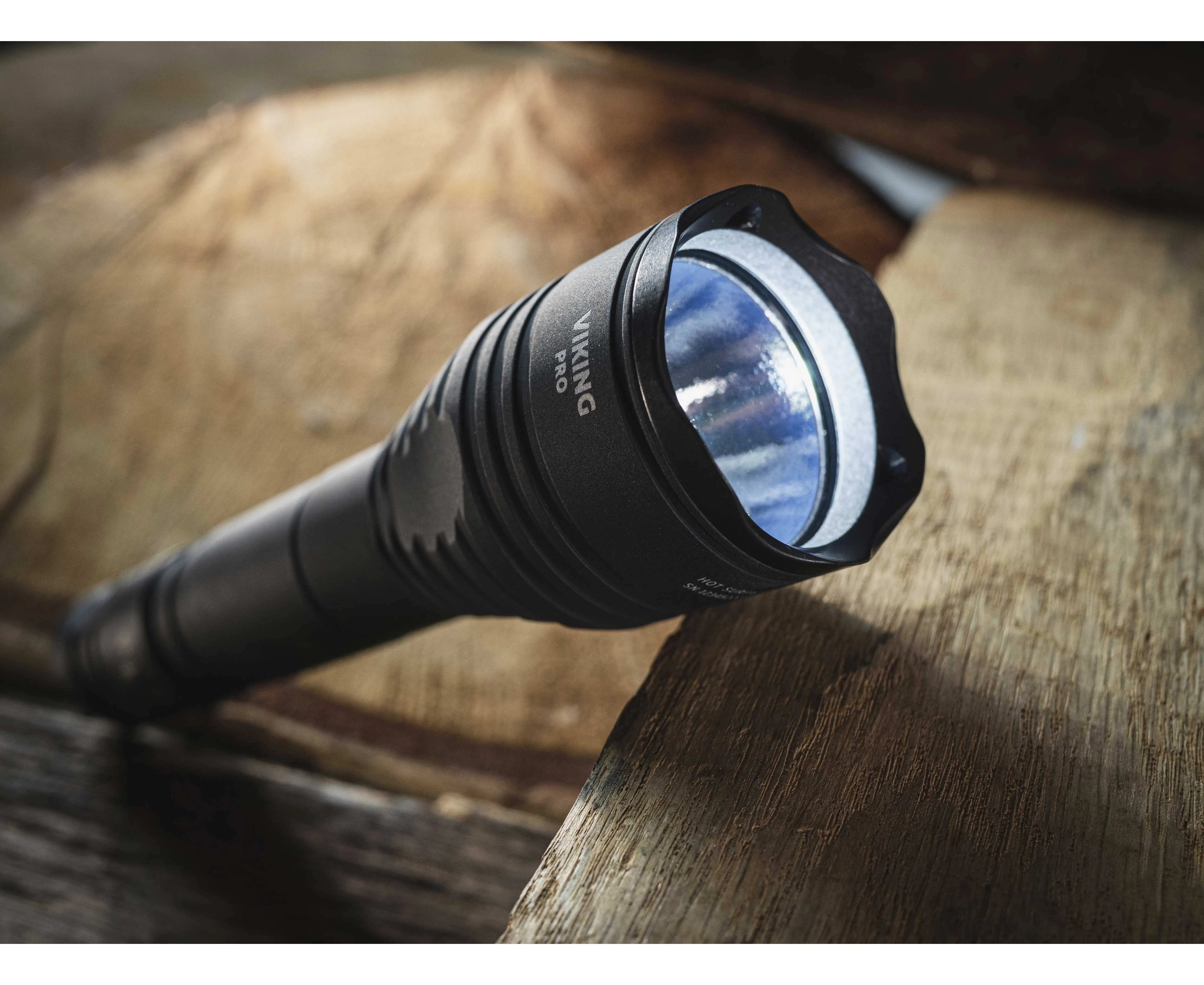 Фонарь ARMYTEK VIKING Pro Magnet USB White