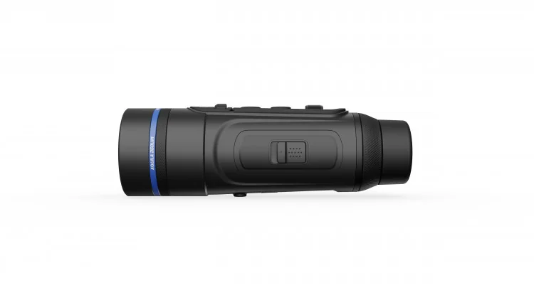 Бинокль Leica Ultravid 10X50 HD