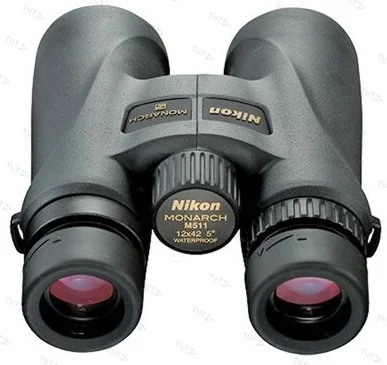 Бинокль Nikon Monarch 5 12x42