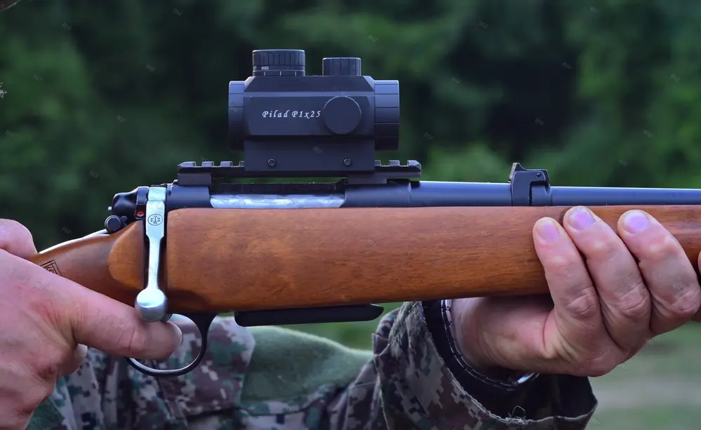 Коллиматорный прицел ВОМЗ Пилад Р1х25