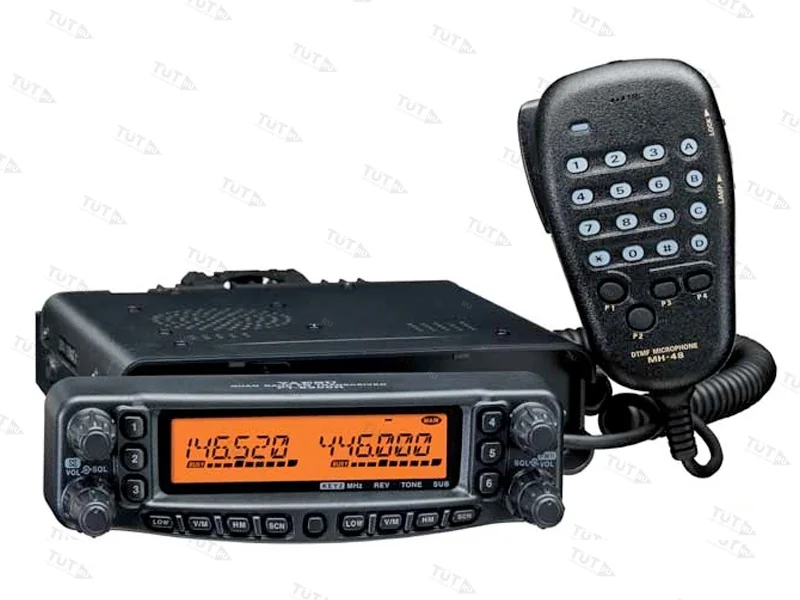 Автомобильная рация Yaesu FT-8900R