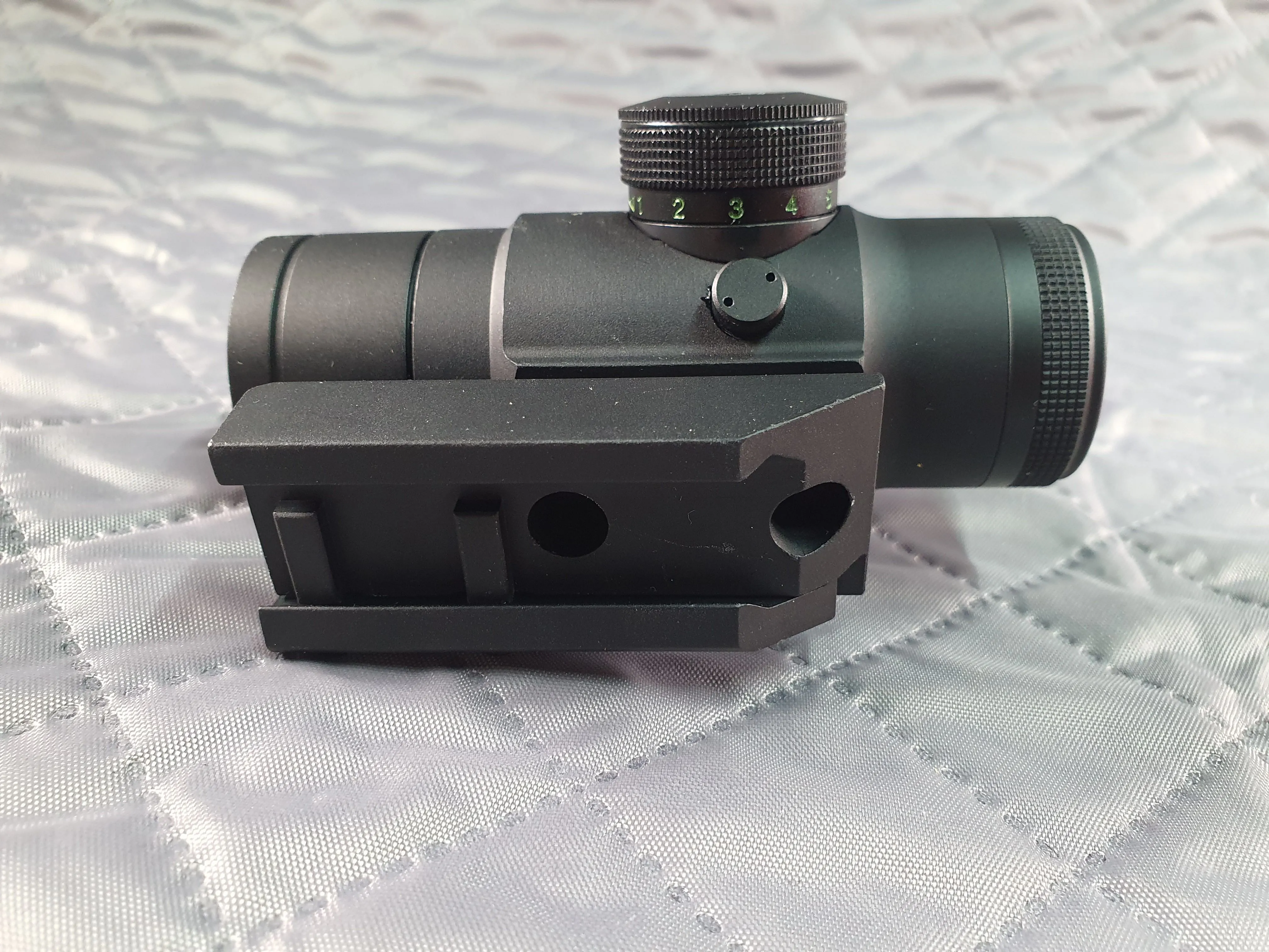 Призматический прицел Focuhunter 3x30