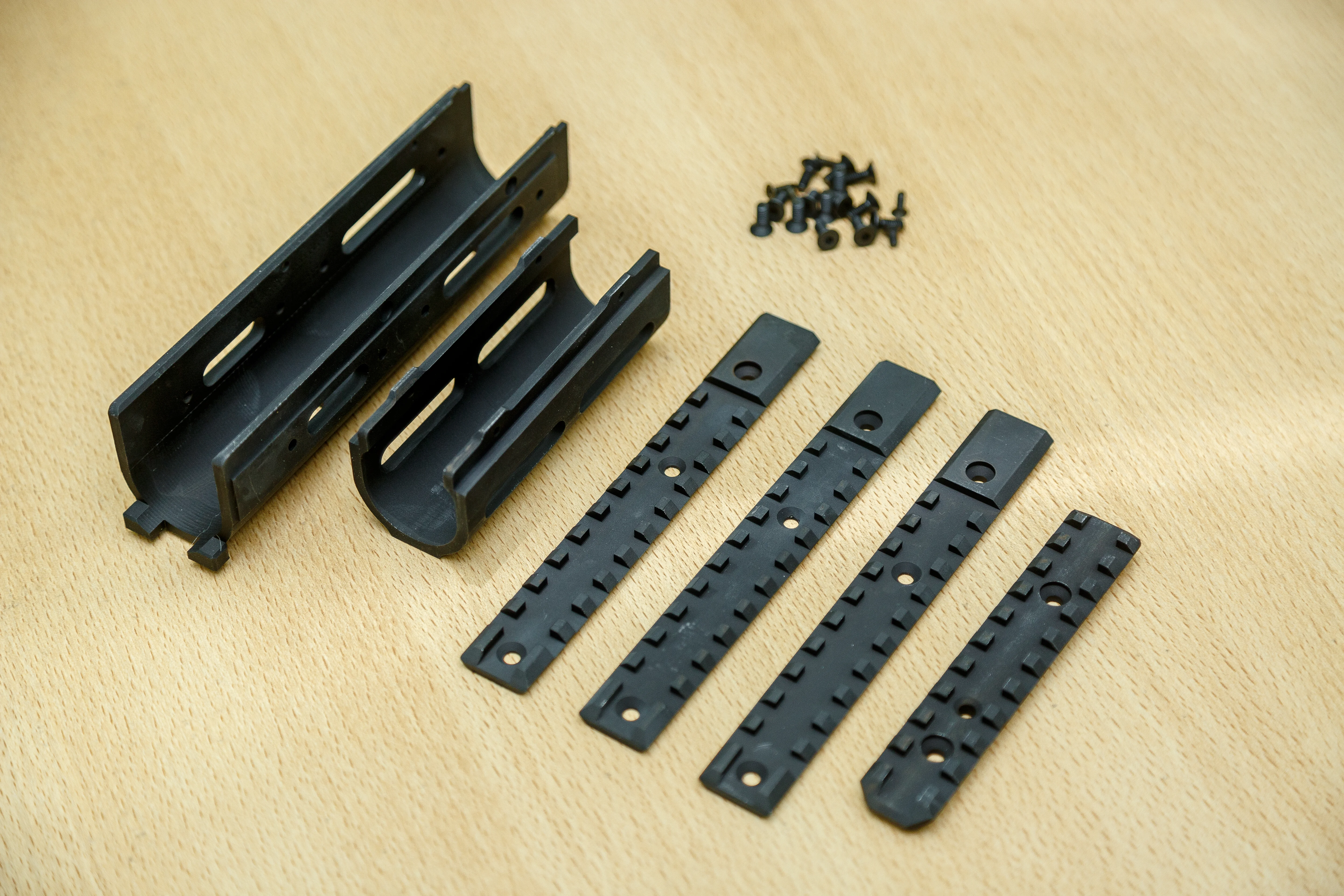 Цевьё + накладка AKademia Панцирь для Вепрь-12, 4 планки Picatinny