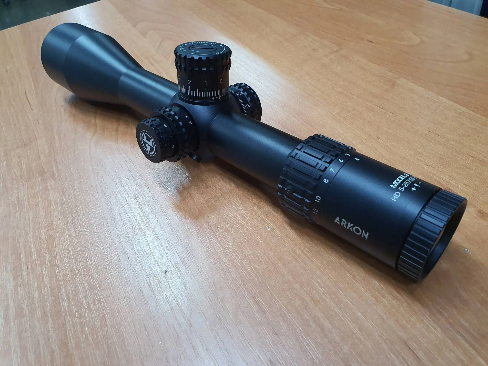 Оптический прицел 5-25X56FFP (Model B)