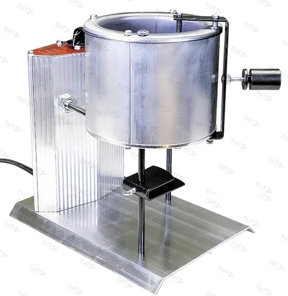 Тигель LEE для плавки свинца PRO 4 20LB 220V