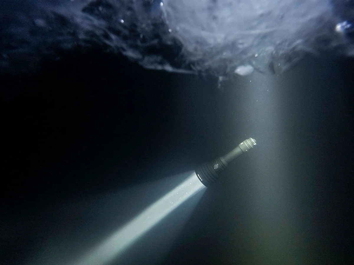 Фонарь Armytek Barracuda PRO Max Magnet USB 2800 lm свет белый
