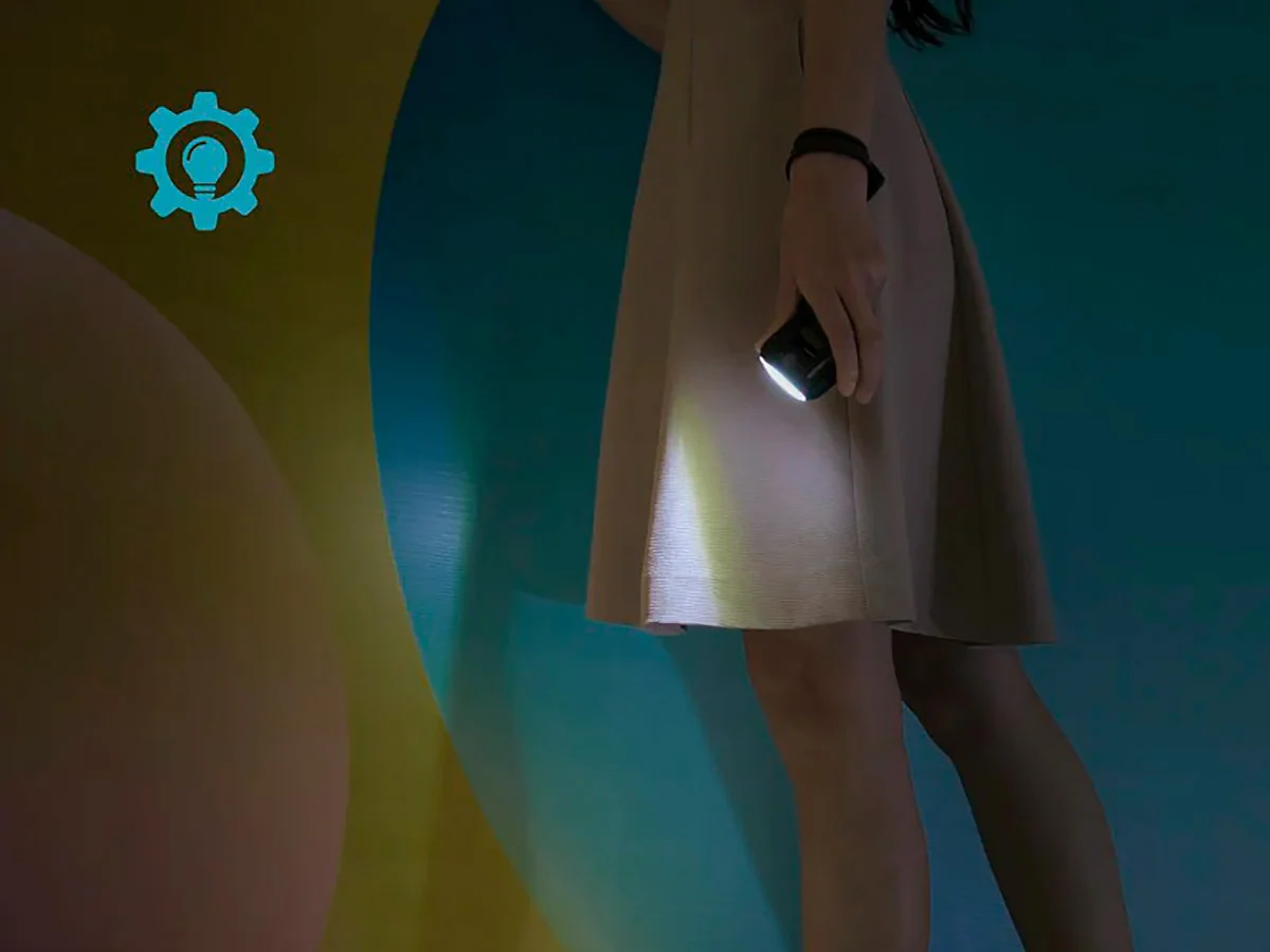 Фонарь на клипсе UT10C