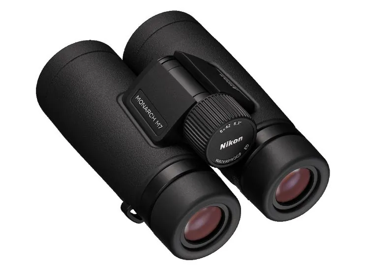 Бинокль Nikon Monarch M7 8x42