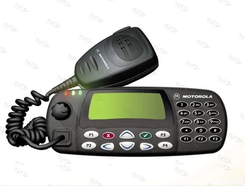 Автомобильная рация Motorola GM380