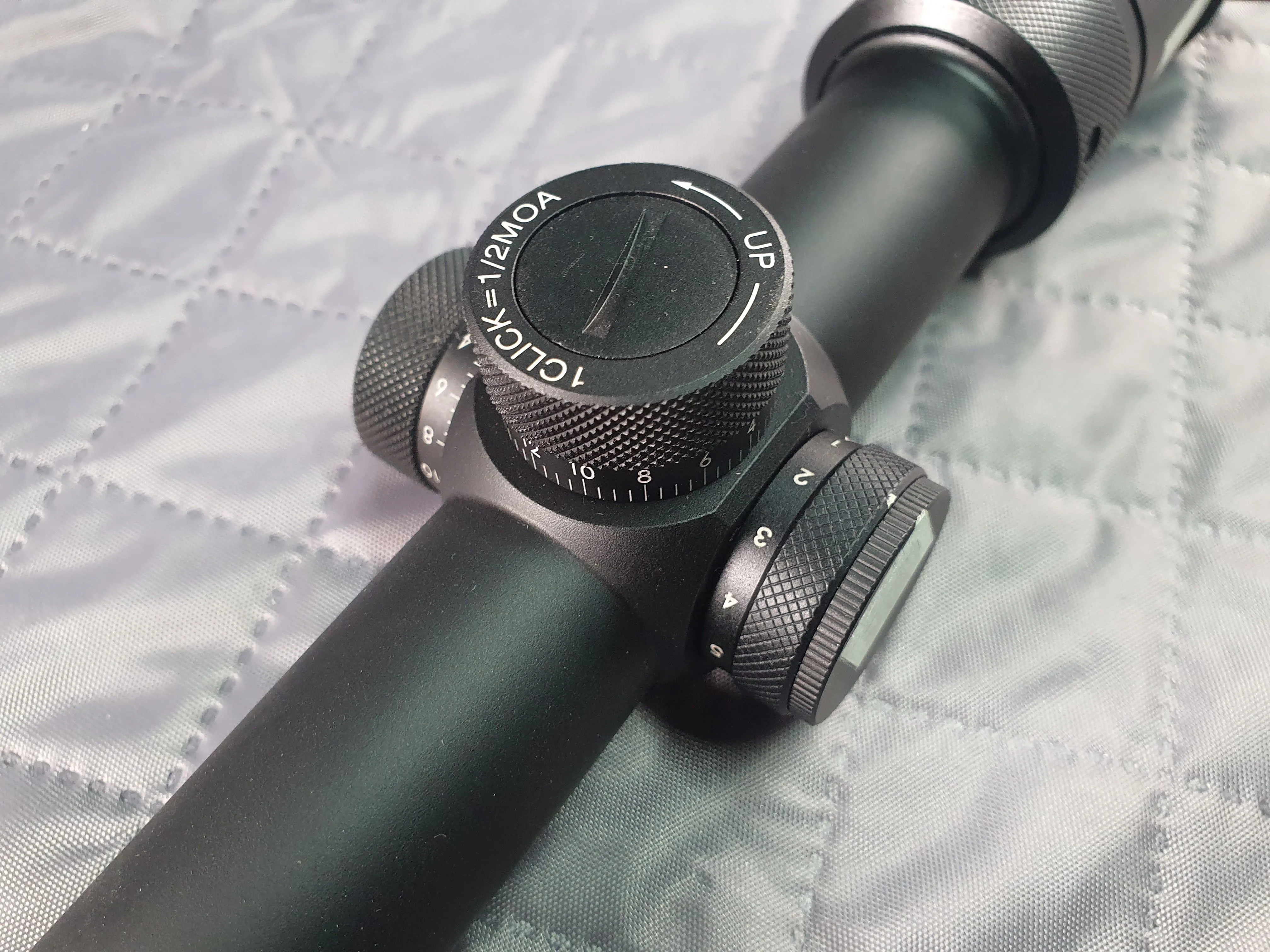 Прицел оптический ER 1.2-6X24IR HK-Black