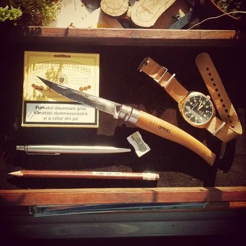 Нож складной Opinel Olive Effile 12, филейный, нержавеющая сталь, олива