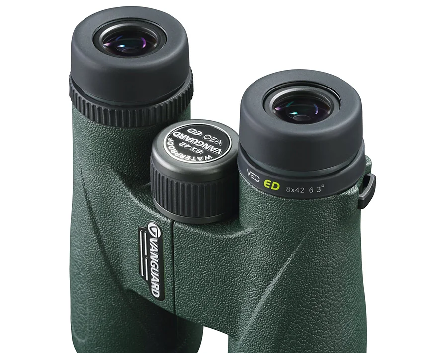Бинокль Vanguard VEO ED 8x42