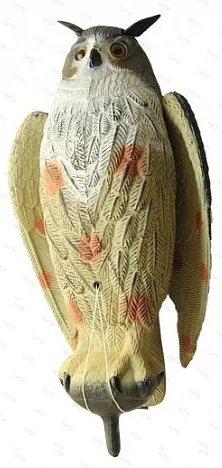 Чучело филина с крыльями большое