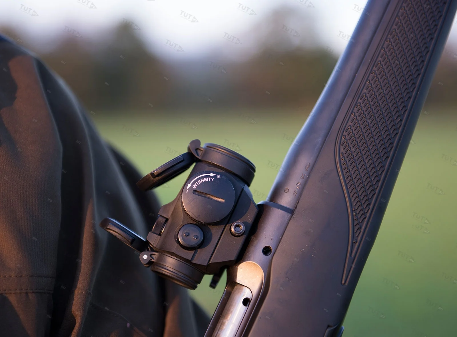 Коллиматорный прицел Aimpoint Micro H-2 без кронштейна (2MOA)