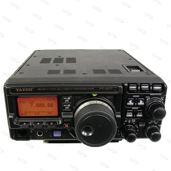 Автомобильная рация Yaesu FT-897