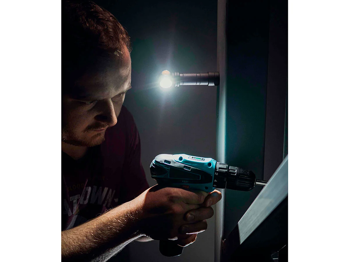 Фонарь ARMYTEK WIZARD C2 Pro Max Magnet USB (теплый свет)