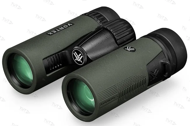 Бинокль VORTEX Diamondback HD 8x32 (DB-212)