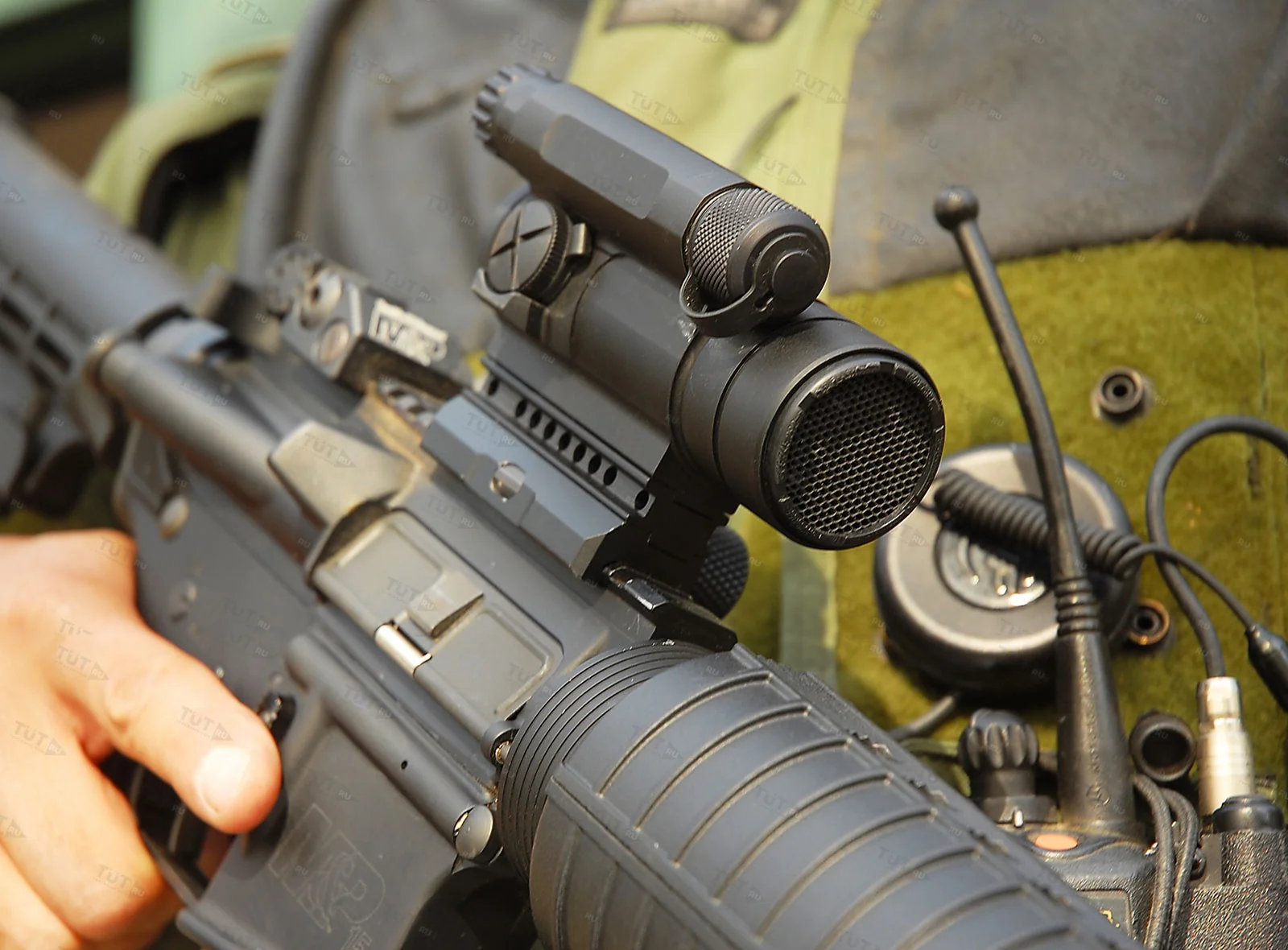 Коллиматорный прицел Aimpoint CompM4h 2 MOA QRP2 Complete (11972)