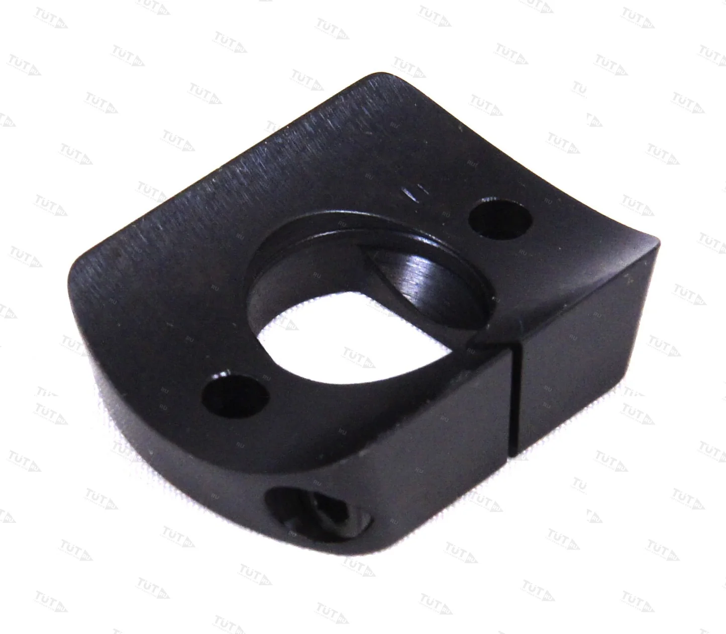 Переднее основание поворотного кронштейна MAK на Sabatti Rover