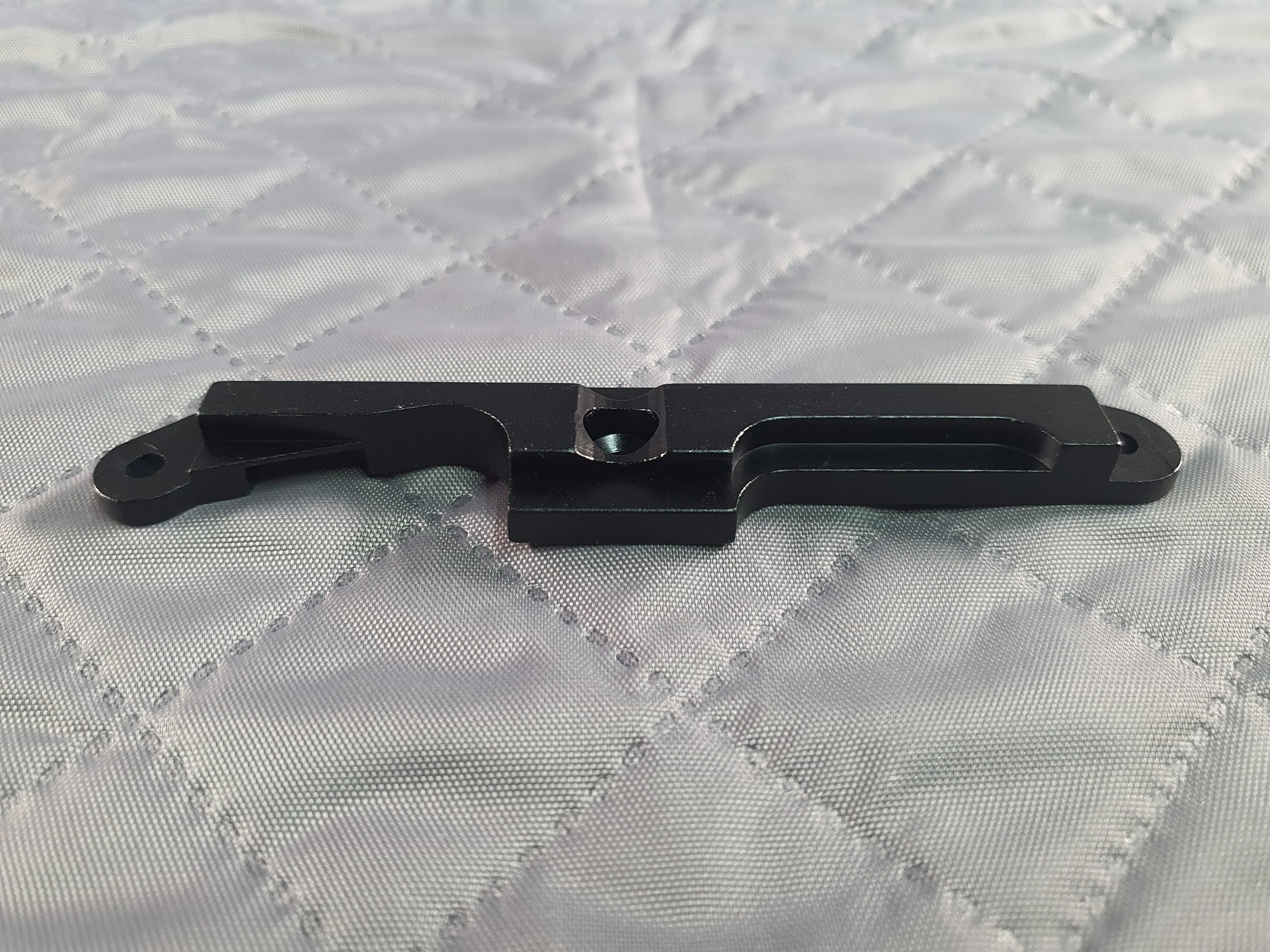 Боковой ласточкин хвост Focuhunter на АК