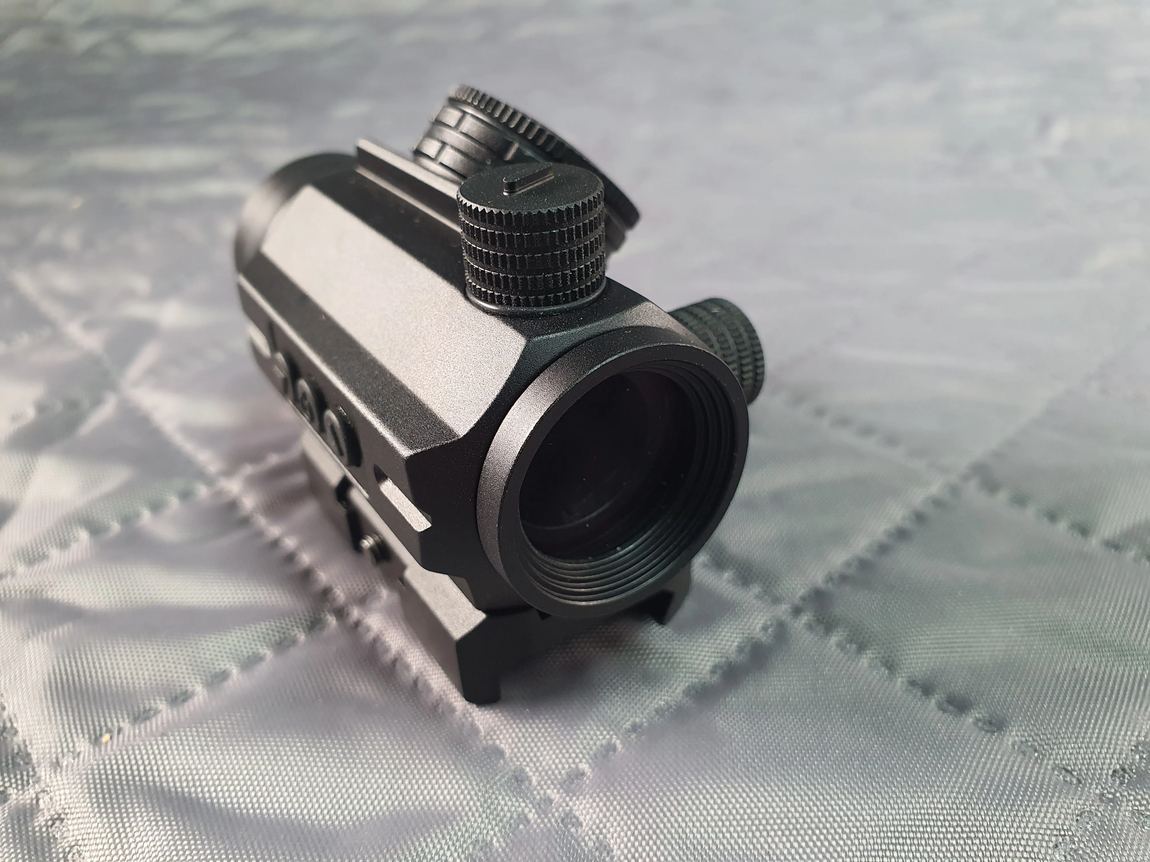 Прицел коллиматорный HD-26A